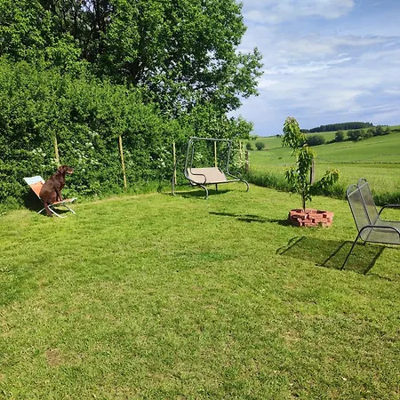 Ferienhaus Eifel Lotti 度假居 Reuth